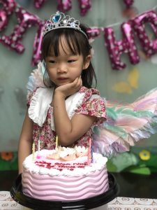 Z3775635047592 Fb1155f1f4041d8e59bca72d829dd058