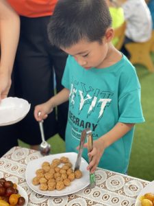 Z4395446649963 085d4fe74406b1654cdc774e1e96cc23 (1)