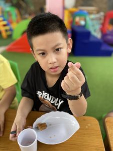 Z4395482285974 1cf7e24139c2f2bb21330c3e61587054 (1)