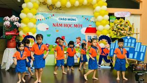 Z5800690979668 A8e4458d5c292cc5d2fb49d76d1a797e